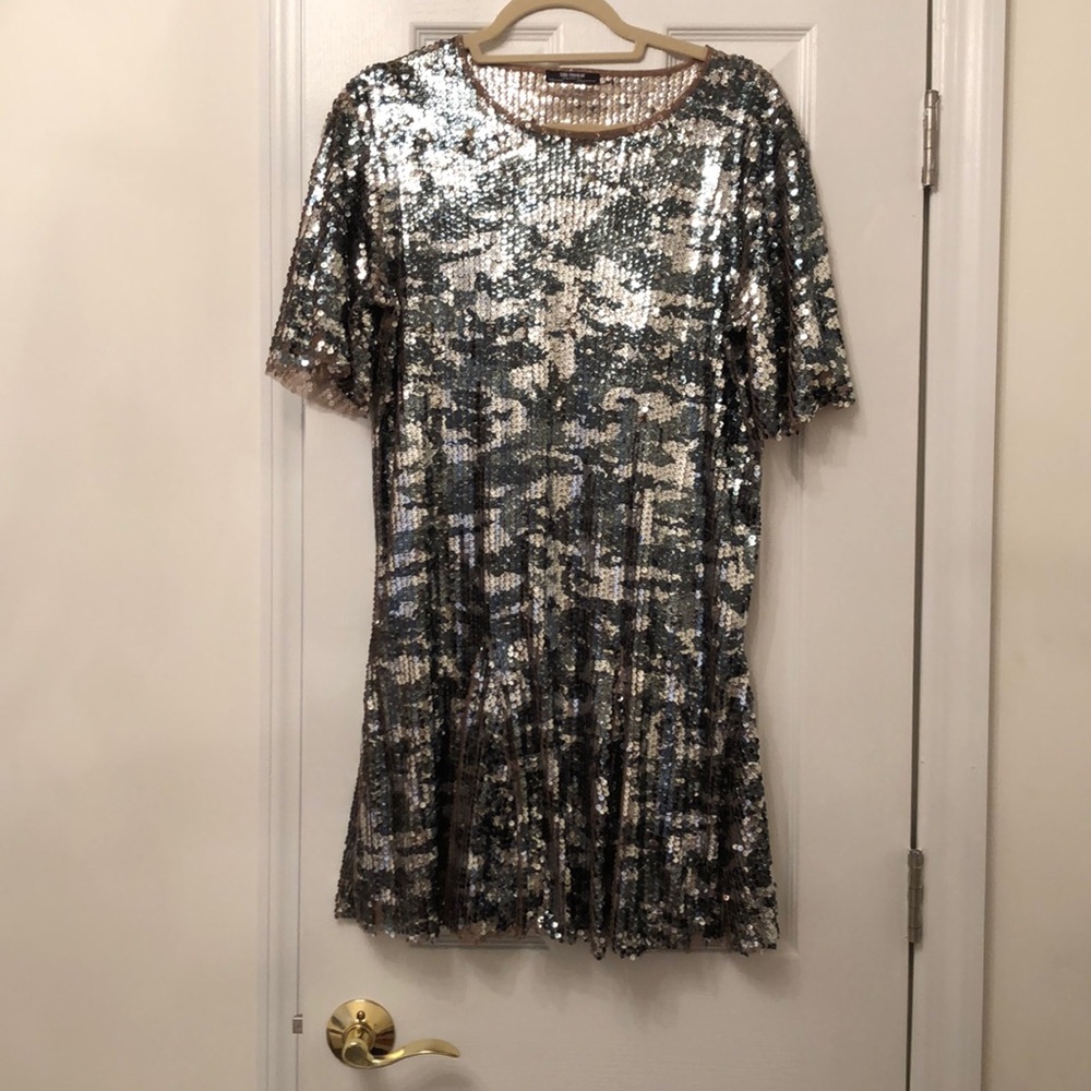 Zara Dress Size M